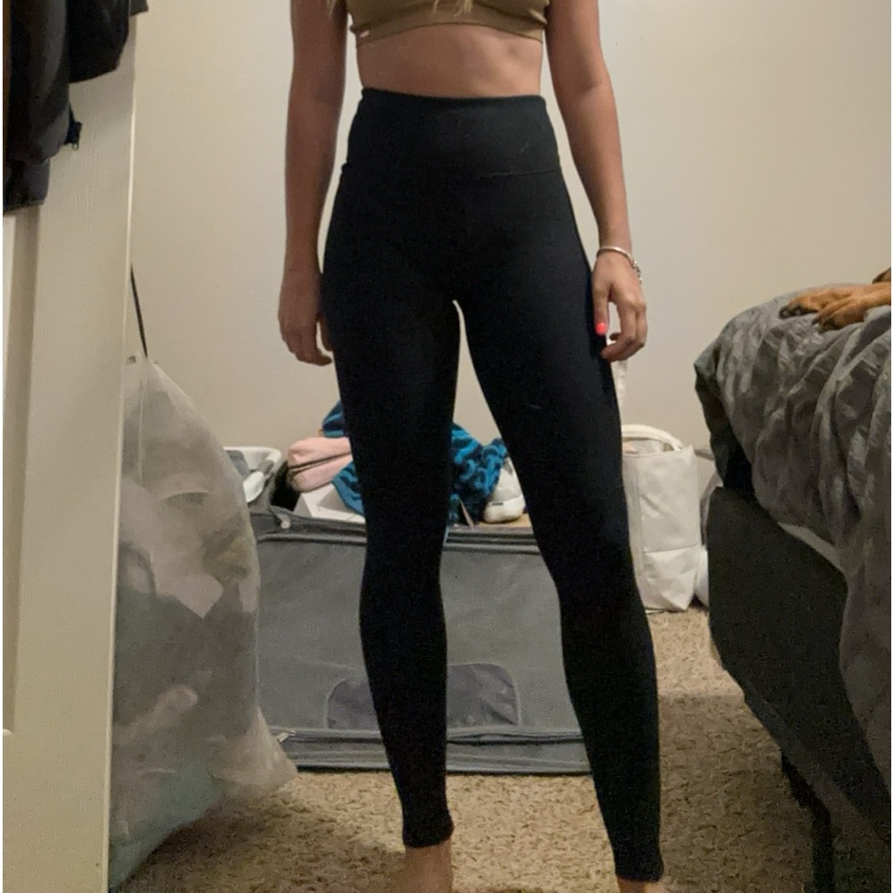 Black leggings